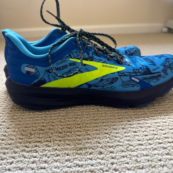 Brooks Men's run happy Sneakers - Picture 1 of 8